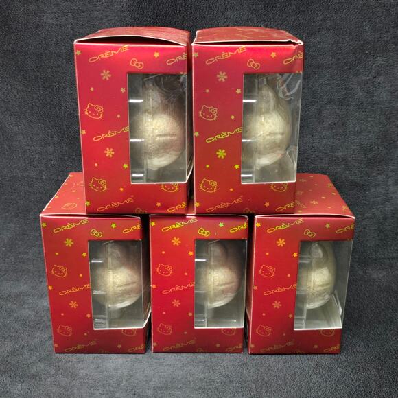 The Creme Shop Hello Kitty 3D Bath Fizz Aromatherapy Bath Bomb Peppermint Creme - Picture 6 of 8